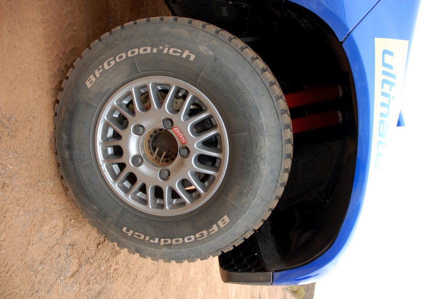 VW Motorsports Touareg 2 Pre-Run: Off-Road.com