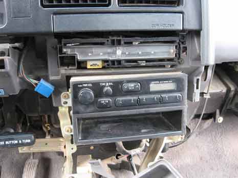 Toyota Pickup Stereo Upgrade: Off-Road.com