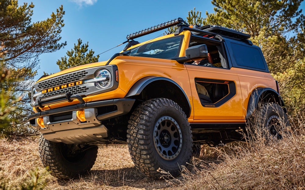 2021 Ford Bronco 2-Door Action