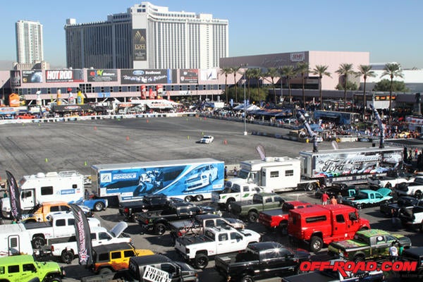 Parking-Lot-2012-SEMA-Off-Road-10-31-12