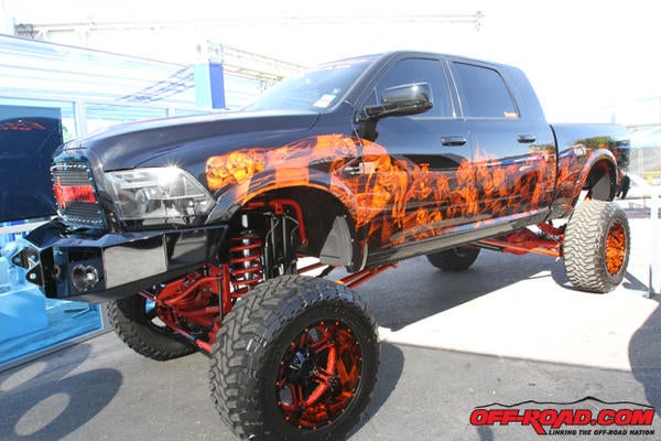 Toyo-Flame-Truck-SEMA-2013-11-8-13