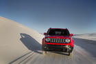 Sand-2015-Jeep-Renegade-4x4-3-4-14