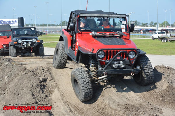 Red-Wrangler-Jeep-Beach-Gallery-2014-6-1-14