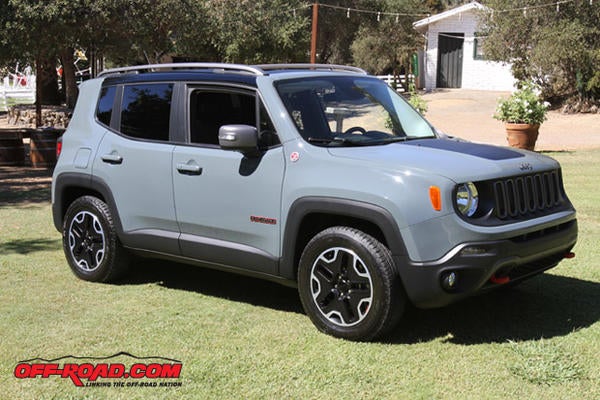 Profile-2015-Jeep-Renegade-Preview-9-26-14