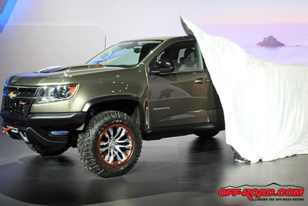 Unveil-Chevrolet-ZR2-Colorado-Concept-LA-Auto-Show-11-19-14