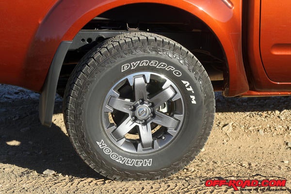 Wheels-Tires-2016-Nissan-Frontier-PRO-4X-3-15-16