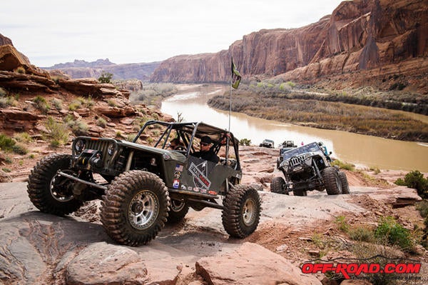 12-2016-Trail-Hero-Moab-Rim-EJS-3-25-16