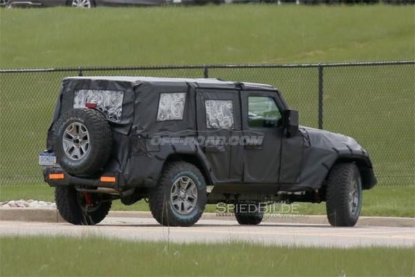 4-2018-Jeep-Wrangler-Prototype-5-3-16