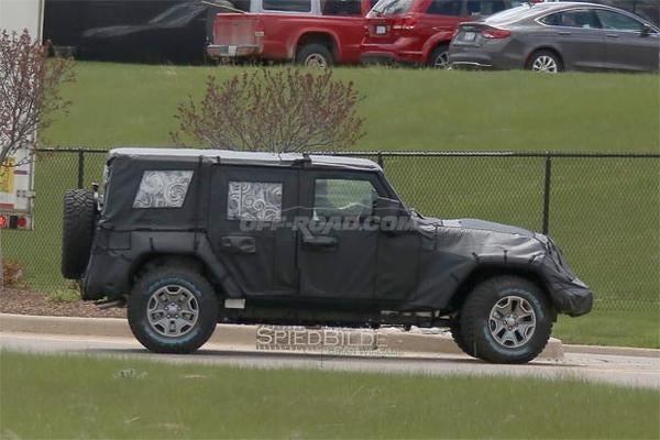 7-2018-Jeep-Wrangler-Prototype-5-3-16