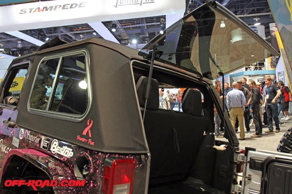 Bestop-Glass-Window-Soft-Top-Jeep-Wrangler-JK-SEMA-2016-11-3-16