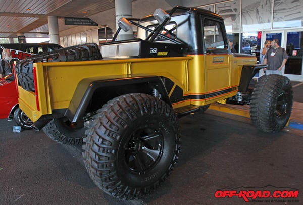 Gibson-Black-Wrangler-JK-SEMA-2016-11-6