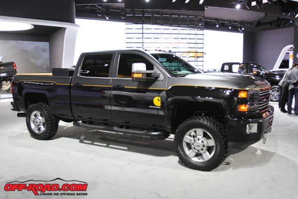 2017-Chevrolet-Silverado-Carhartt-LA-Auto-11-16-16