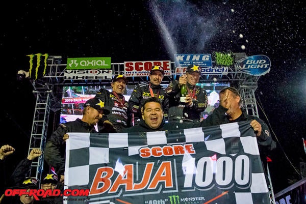 Rob-MacCachren-Team-SCORE-Baja-1000-11-21-16