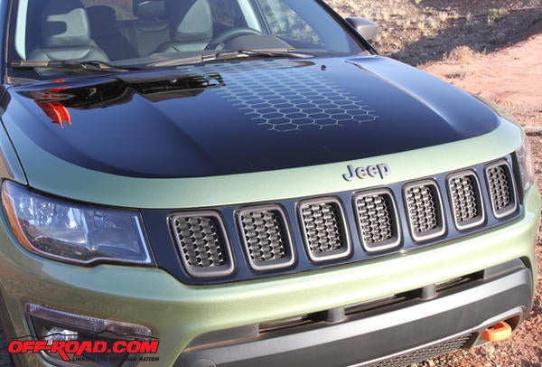 4-Jeep-Compass-Trailpass-Concept-EJS-4-17-2017