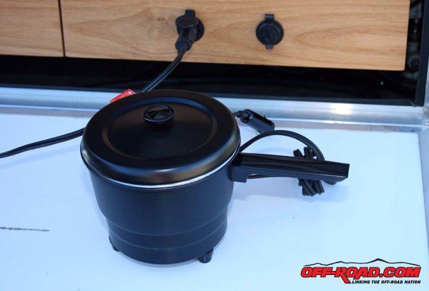 Roadpro Quart Slow Cooker, Auto Travel, 12V Includes 12V Plug with 6 ft.  Power