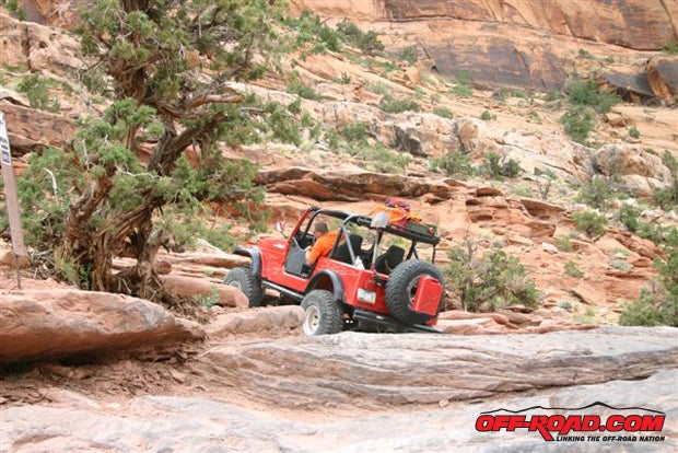 What a joy climbing the stair steps on the Moab Rim Trail! With the V8 and low range, I climbed the steps effortlessly in second and third gears.